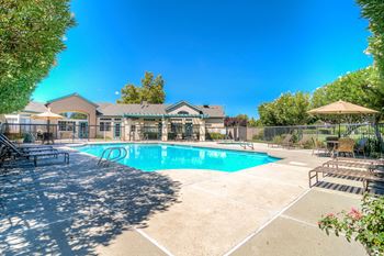 2 Resort-style pools